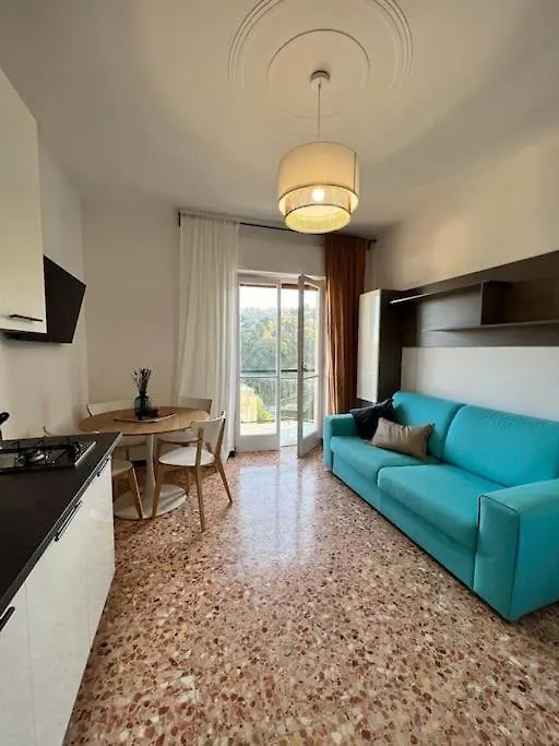 Thekeystudio, The Urban Edge Sanremo 0*,  Itálie